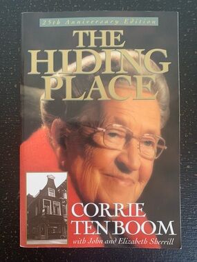 The Hiding Place by Corrie Ten Boom - Red Accent Cover
25th Anniversary